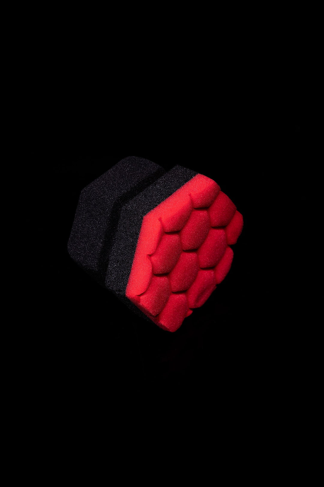 Снимка на GTECHNIQ AP4   Multipurpose Puck Mултифункционален апликатор за нанасяне на покрития за гума и пластмаса