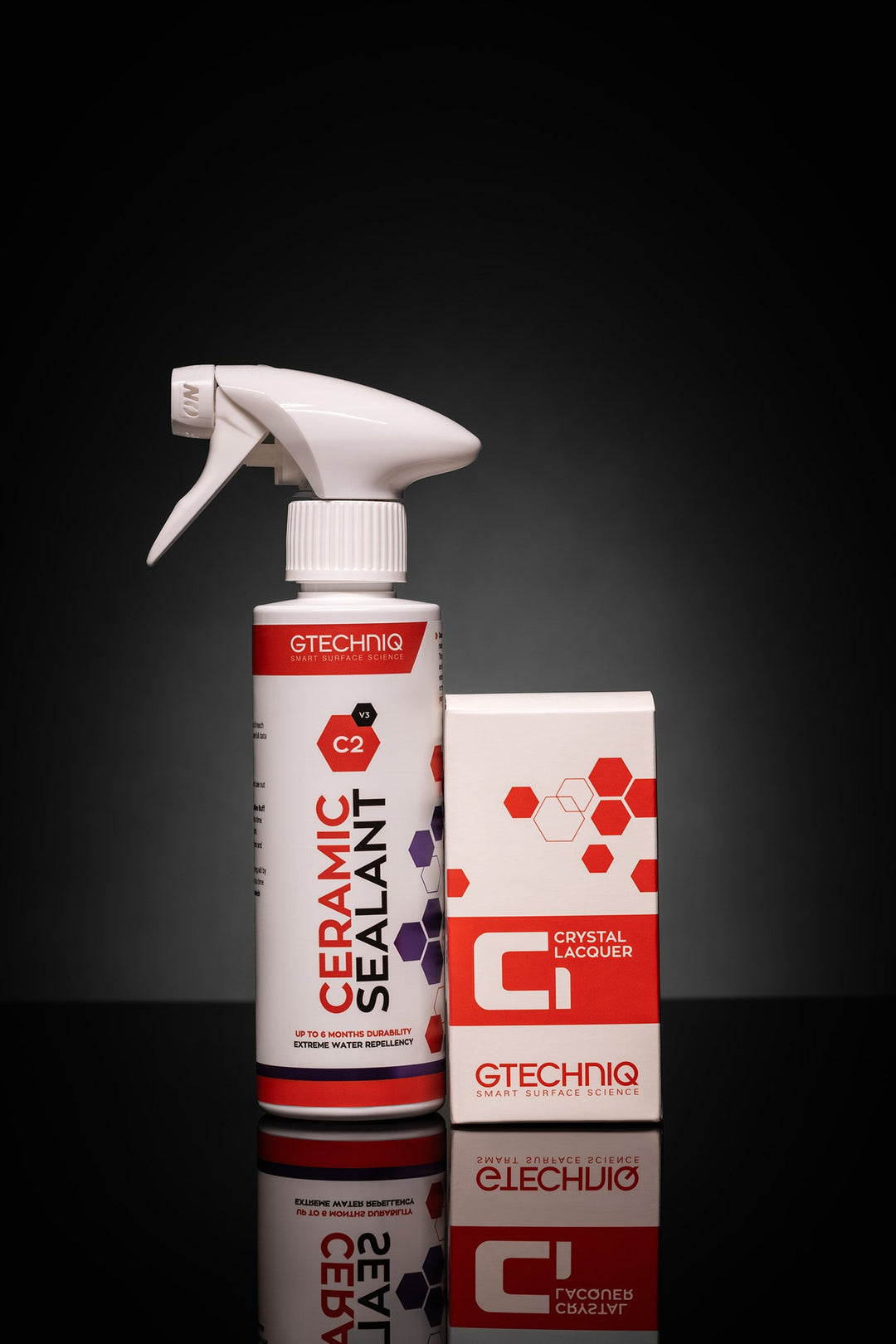 Снимка на GTECHNIQ C1 Crystal Lacquer & C2 Liquid Crystal Комплект защитно нано керамично покритие и хидрофобен топ слой - 250 ml C2 и 30мл C1 