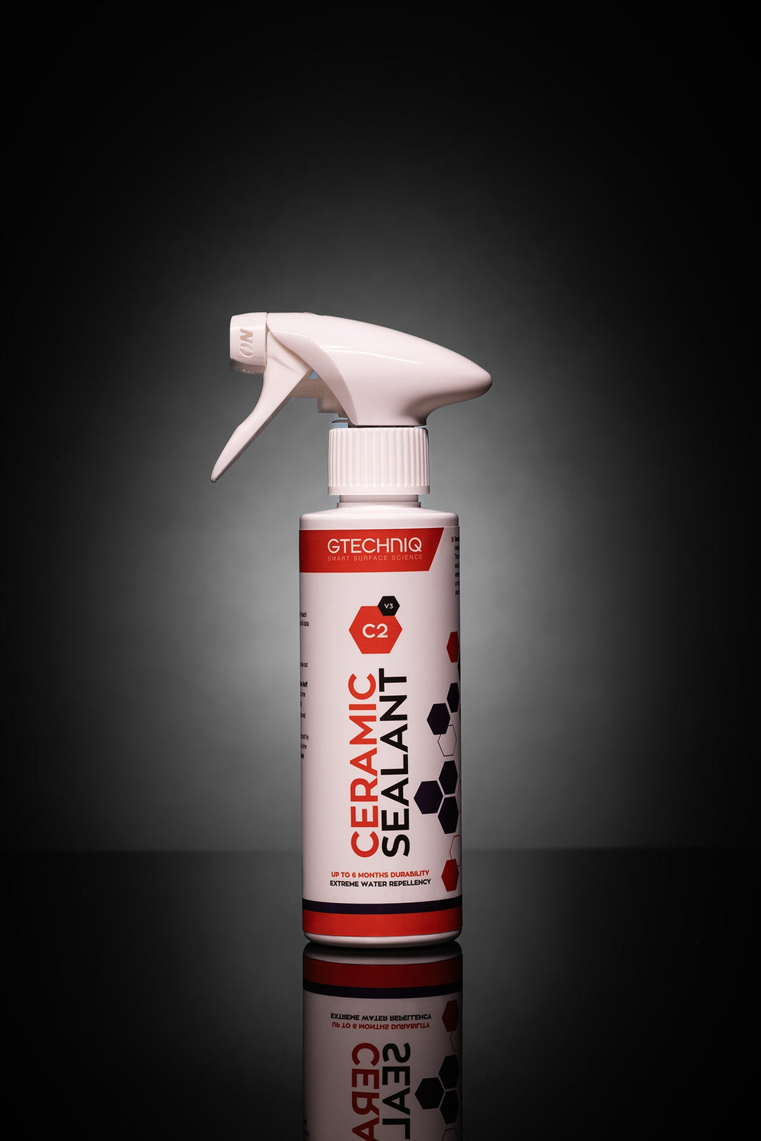 Снимка на GTECHNIQ C2 Ceramic Sealent 250ml Защитно нано керамично покритие - спрей