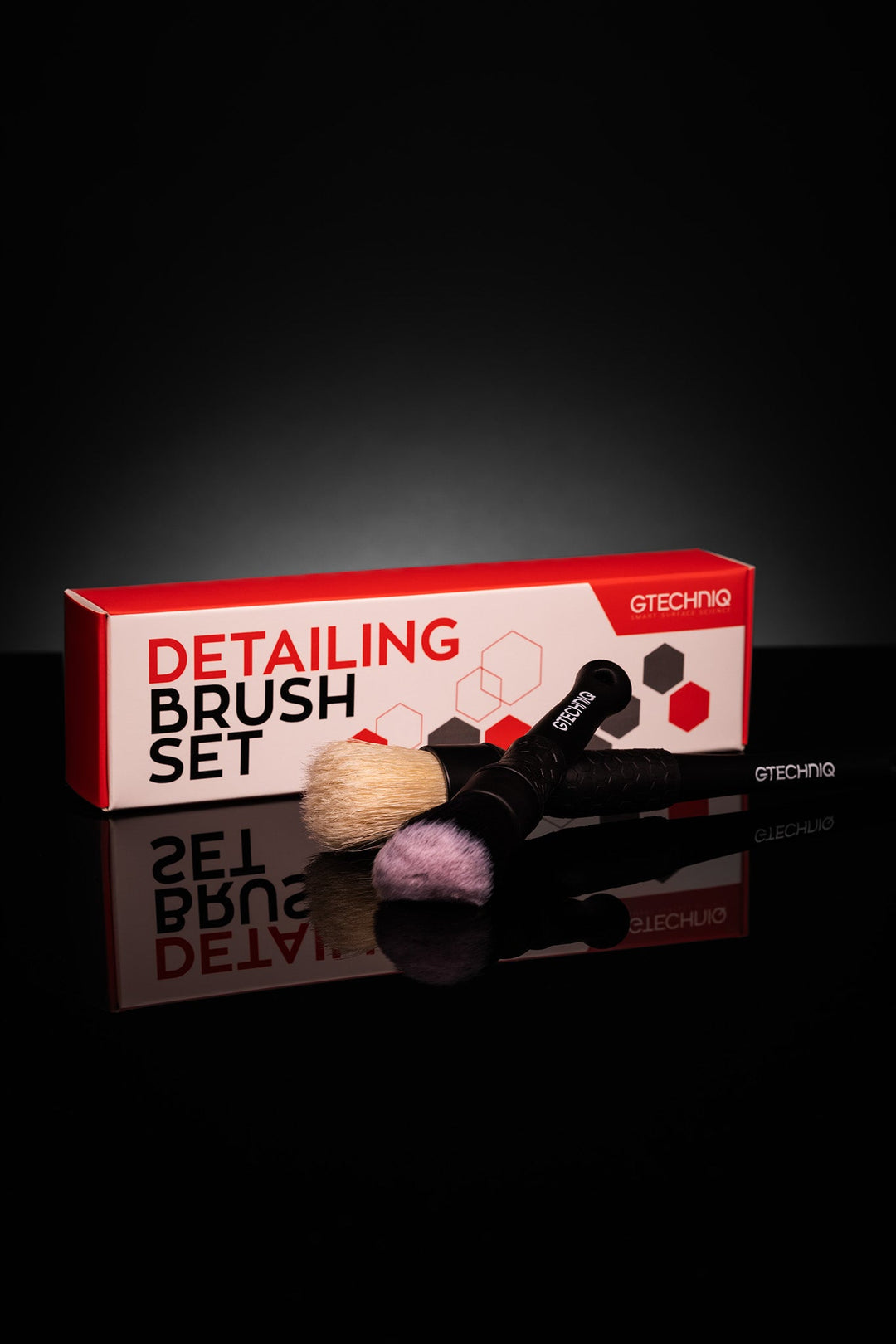 Снимка на GTECHNIQ Detailing Brush Set Комплект четки за интериорен и екстериорен детайлинг