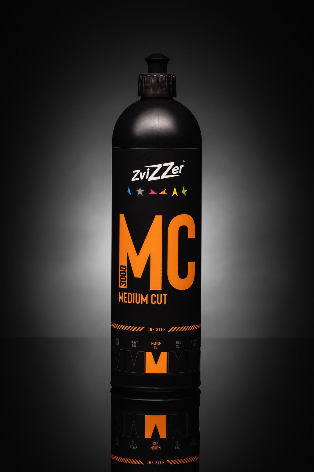 Снимка на ZVIZZER Zvizzer MC 3000 Medium Cut - 750 мл Zvizzer MC 3000 Medium Cut е паста със средна абразивност